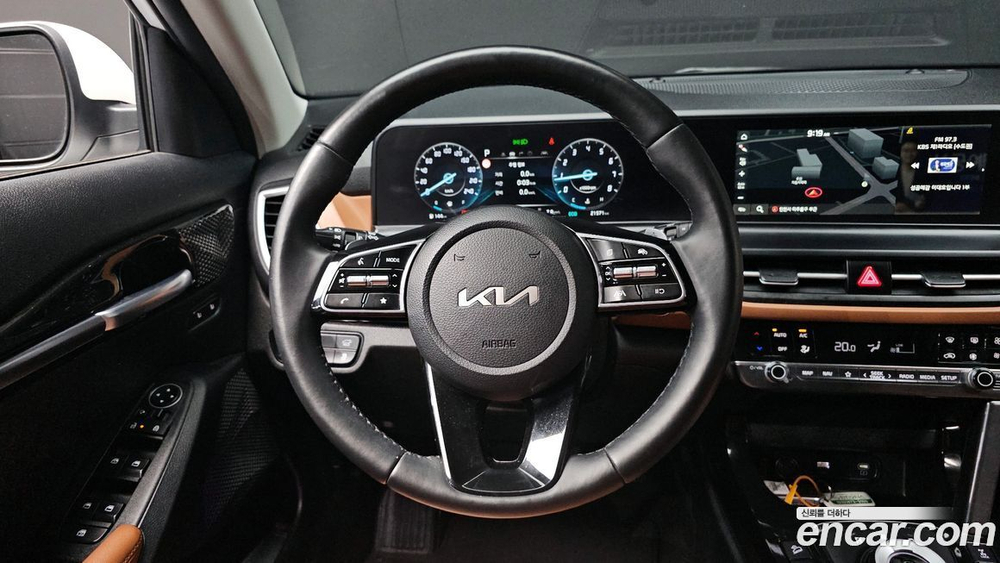 Kia The New Seltos Бензин 2.0 4WD (10.2022)