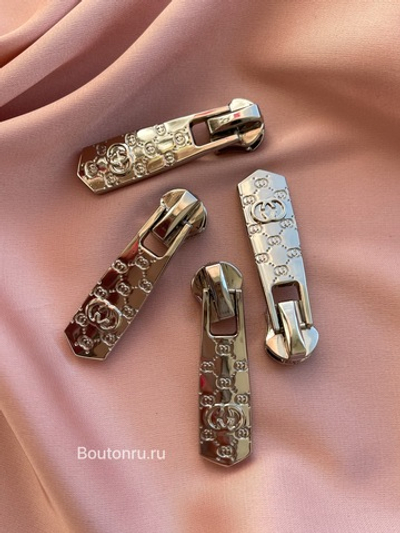 Собачка / бегунок для молнии Гучч. Серебро Т5