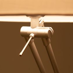 UML-T500 E27 SILVER-WHITE Торшер напольный под лампу Е27. 60W. с регулировкой наклона. Серебристый-Белый. ТМ Uniel