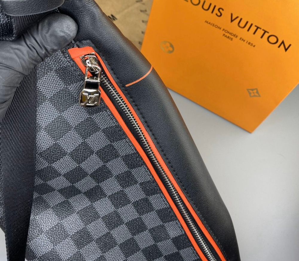 Сумка на пояс/плечо Louis Vuitton премиум