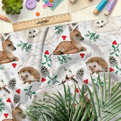 Ткань ниагара реалистичные животные, брусника и шишки