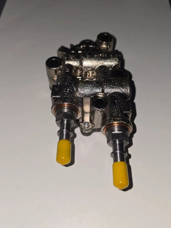 Насос топливоподкачивающий ЯМЗ-536 (Bosch)