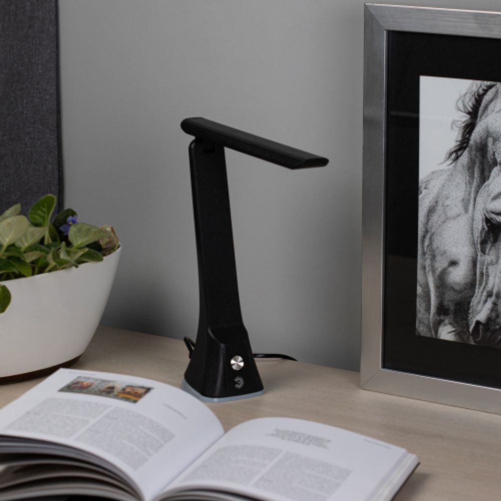 Настольный светильник ЭРА NLED-503-11W-BK светодиодный черный | Светодиодные настольные лампы