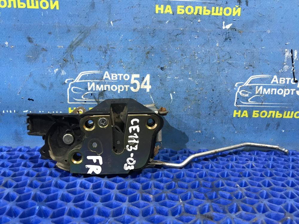 Замок двери передней правой TOYOTA SPRINTER 2000