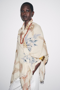 ZARA ХЛОПКОВЫЙ ПЛАТОК С ПРИНТОМ «ПИОНЫ», ПЕСОЧНЫЙ