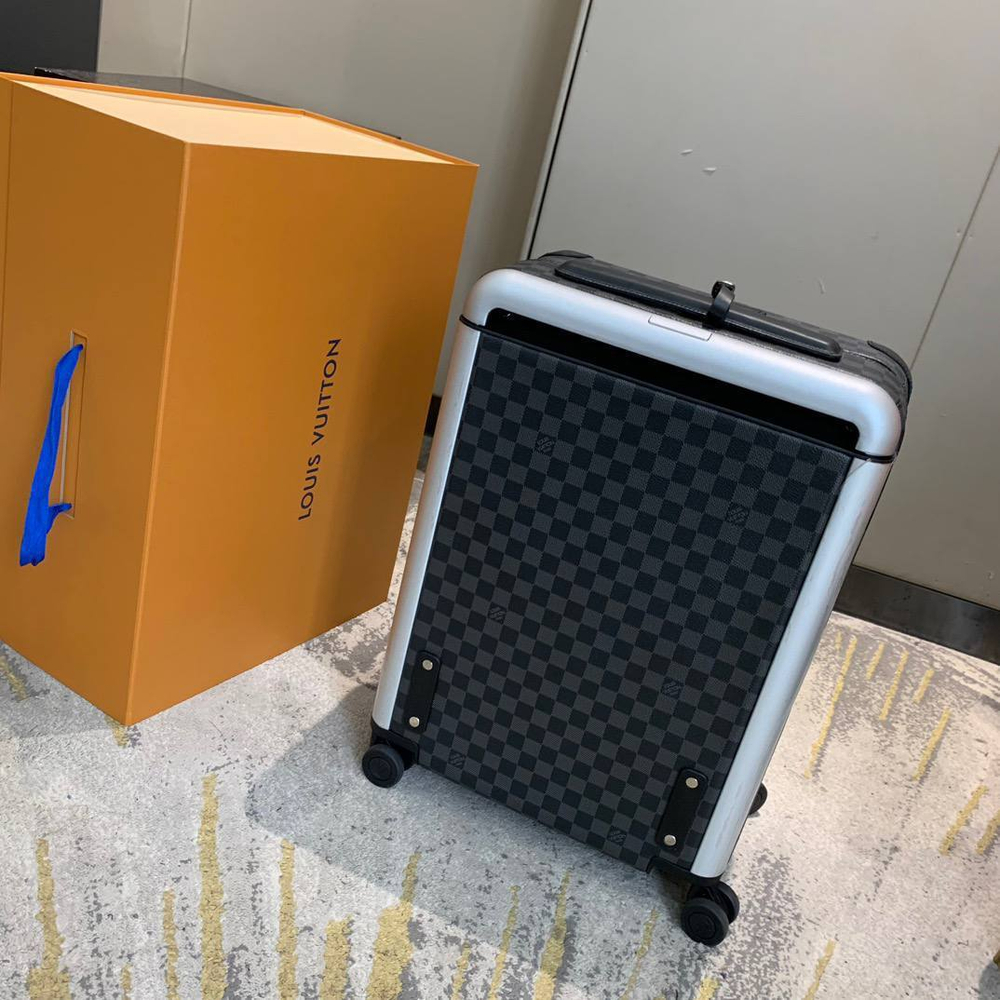 Чемодан Louis Vuitton