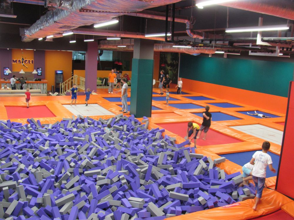 СКОЛЬКО КУБИКОВ НУЖНО ДЛЯ ПОРОЛОНОВОЙ ЯМЫ?