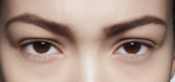 MAC Cosmetics Veluxe Brow Liner - Карандаш для бровей с щеточкой, 1,19 g