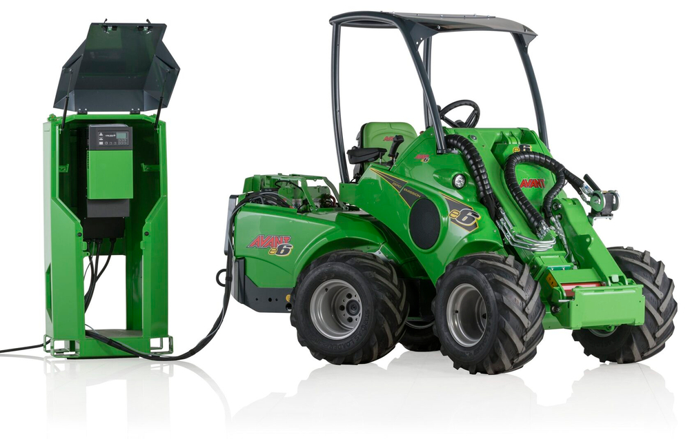ЭЛЕКТРИЧЕСКИЕ МИНИ-ПОГРУЗЧИКИ AVANT E-СЕРИИ В КАЗАХСТАНЕ
