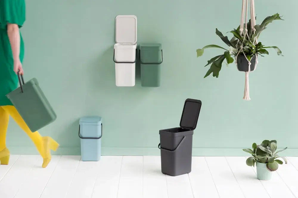 Brabantia Контейнер для мусора Sort & Go 12л белый