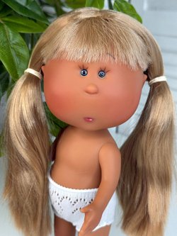 Кукла Nines виниловая 30см MIA LATINA без одежды (3000WL7)