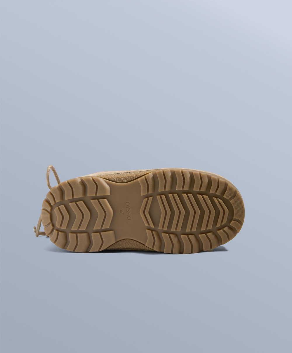 OYSHO Технически кожаные ботинки на шнуровке, песочный