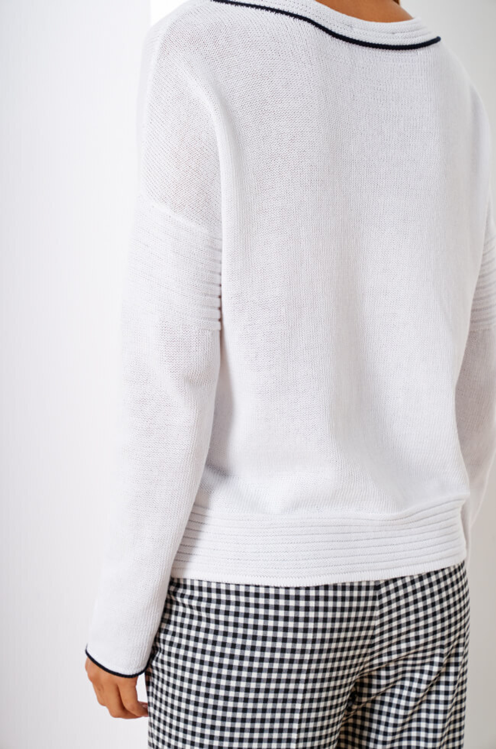 22378 Джемпер женский (белый)