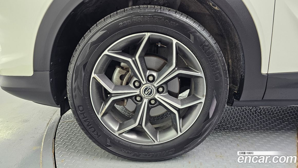KG Mobility (Ssangyong) Beautiful Korando Бензин 1.5 2WD C5 (04.2020)