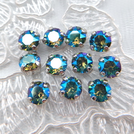 Swarovski 1088 XIRIUS Chaton в оправе, Erinite Shimmer F / White Bronze