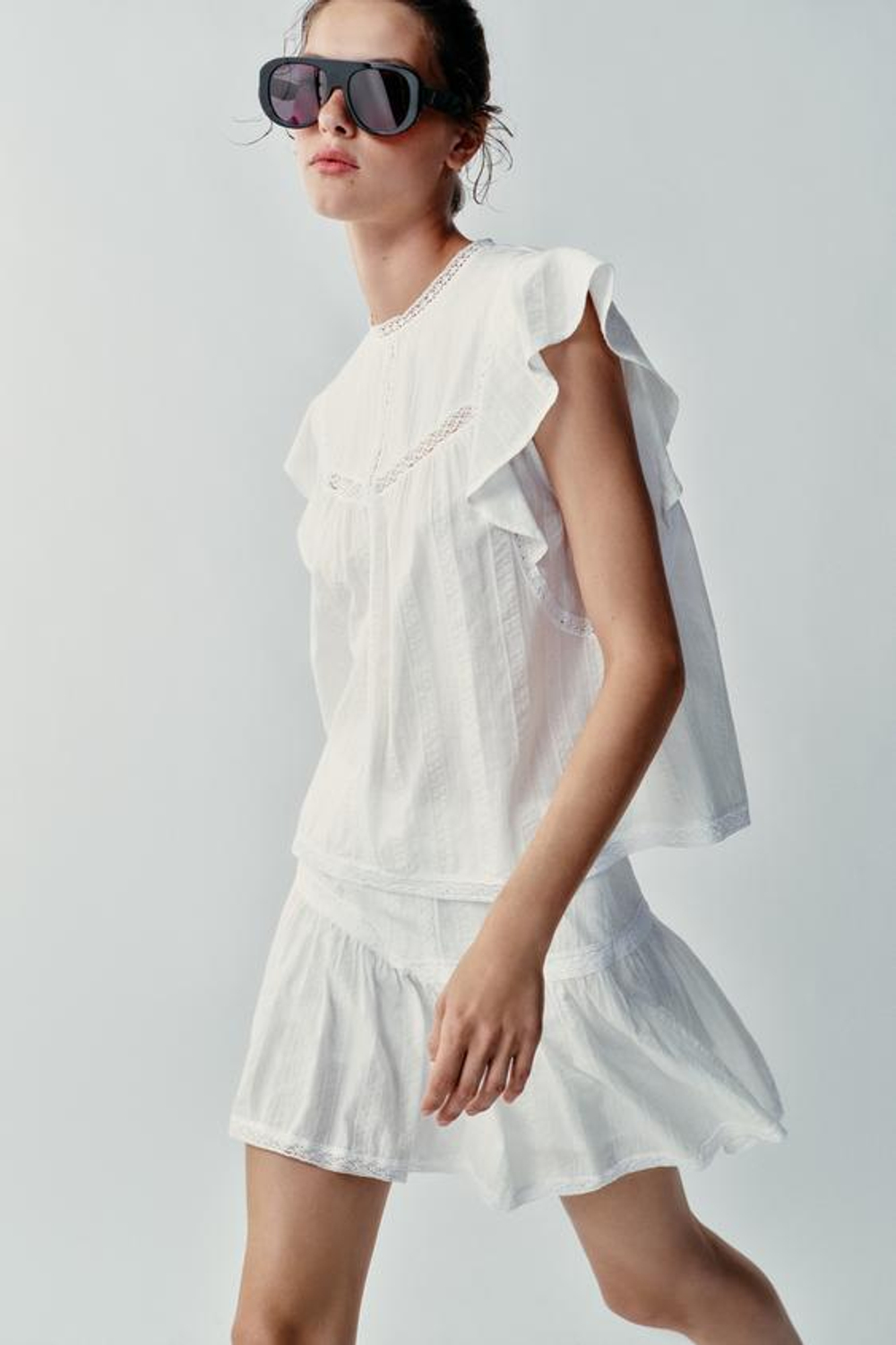 ZARA РОМАНТИЧНЫЙ ТОП С КРУЖЕВОМ, ЭКРЮ