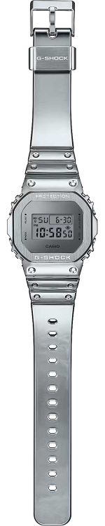 Мужские наручные часы Casio GM-5600YM-8A8