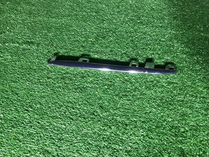 Накладка решетки радиатора Mercedes C w205 (18-23)