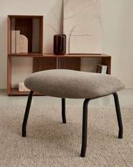 Belina Пуф для ног из светло-коричневой синели и стали с черной отделкой