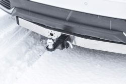 Фаркоп PT GROUP /съемный квадрат/ с нержавеющей накладкой для TOYOTA RAV4 2013-2018/ LEXUS NX (с одной выхлопной трубой) 2014-(паспорт и сертификат в комплекте)(без электрики) арт.LNX-20-991124.00