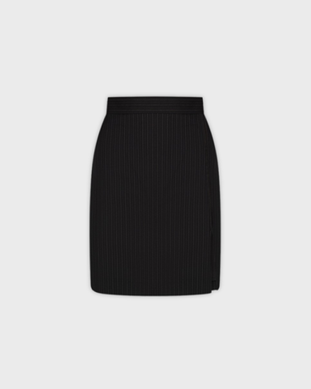 Юбка мини с разрезом спереди