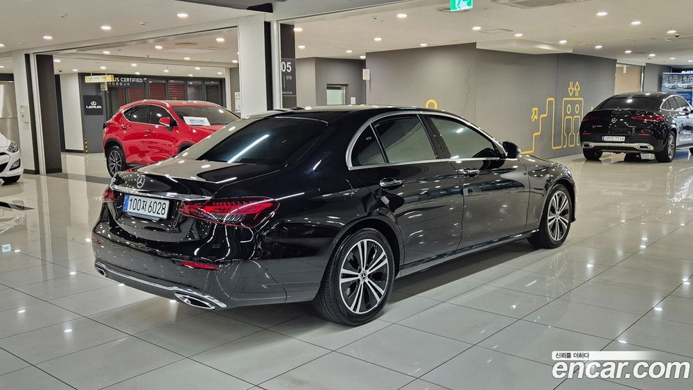 Mercedes-Benz E-Class W213 E250 Avangarde (11.2020)