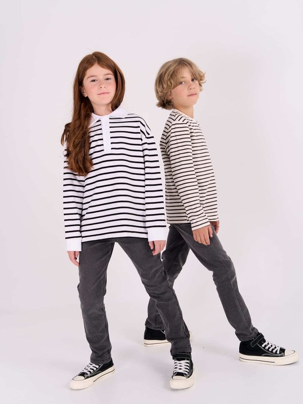 Джинсы slim fit 