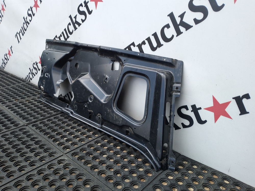 Кронштейн стеклоподъёмника правый 2018г