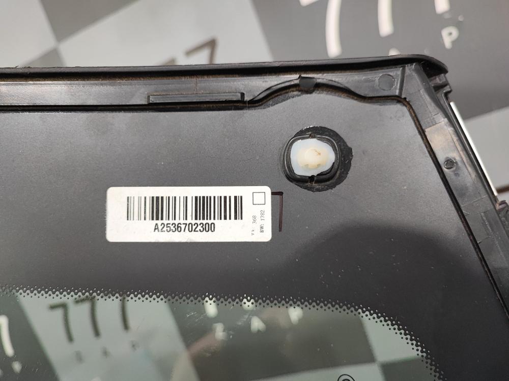 Стекло заднее левое Mercedes GLC (X253) 15-22 Б/У Оригинал A2536702300