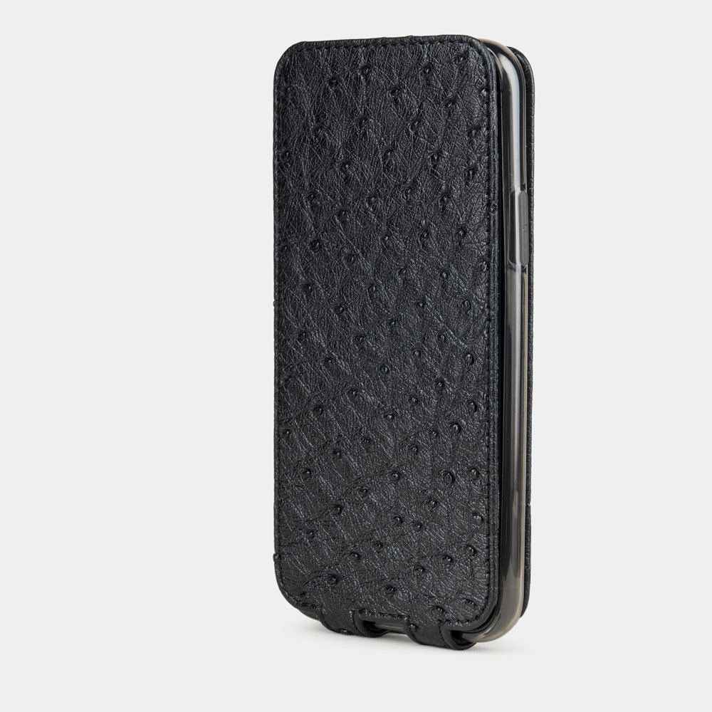 Чехол кожаный для iPhone 11 Pro черного цвета