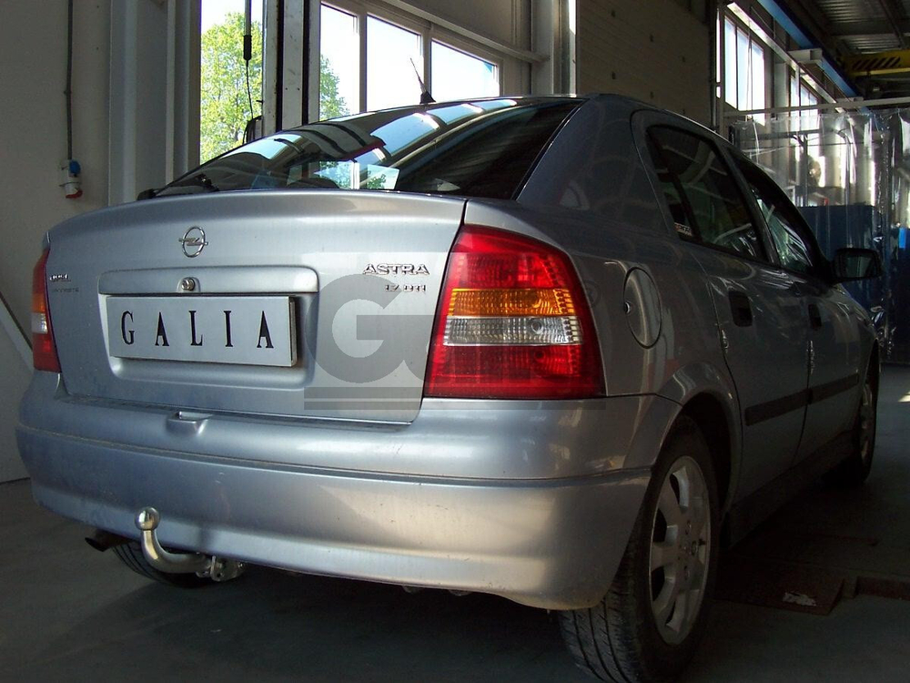 Оцинкованный фаркоп на Opel Astra G хетчбек 3/5 дверей, седан, купе, кабриолет 1998-2004, номерной знак на задней двери (без электрики), Galia O008A