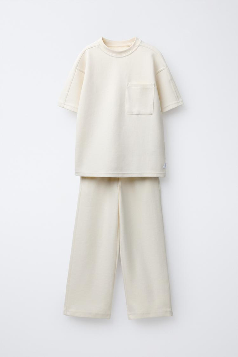 ZARA КОМПЛЕКТ ИЗ ФУТБОЛКИ И БРЮК, ЭКРЮ