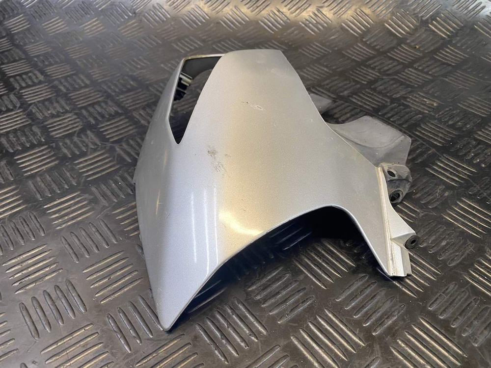 Пластик передний левый Suzuki GSR400 (GK7DA) 44181-44G0