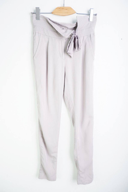 Брюки Ostin стильные, маркировка XS, визуально на 42 размер