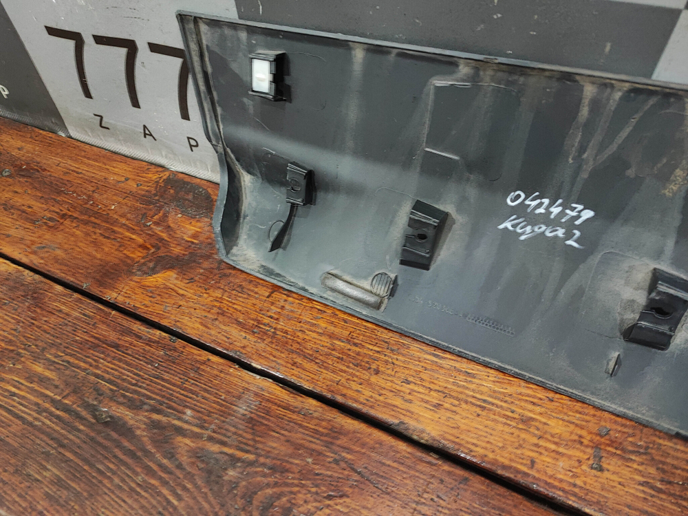 Накладка двери передней правой Ford Kuga 2 (CBS) 12-19 Б/У Оригинал 2104157