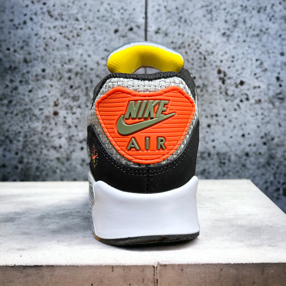 Nike Air Max 90 • Fresh Perspective