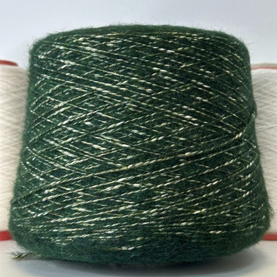 NUBES - Industria Italiana Filati; 50% хлопок, 10% меринос, 7% альпака, 17% п/а, 16% акрил; 230м/100гр; col.1724; цвет: Темно-зеленый на белой основе с золотой нитью;есть мал. бобинка 148гр.S715