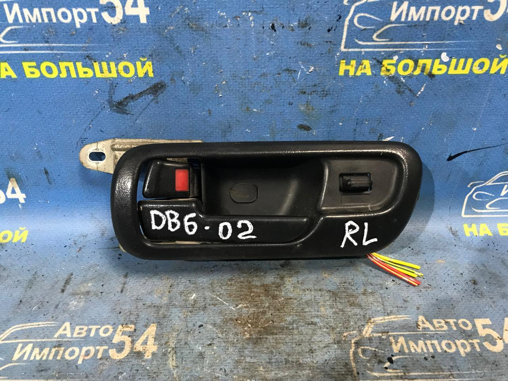 Ручка двери задней левой салонная Honda INTEGRA 1996