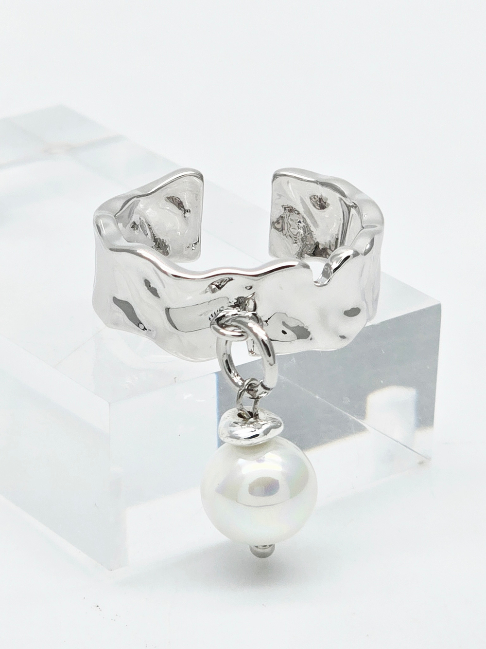 91003253 Кольцо Selena Pearls