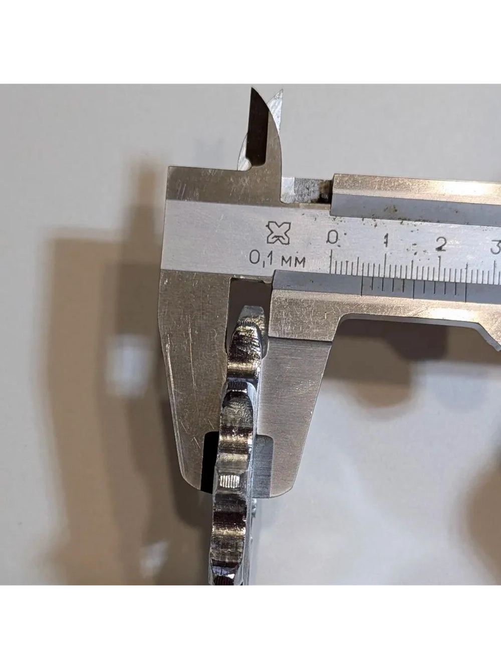 t- Звезда ведущая для мотоцикла эндуро (520-13) 20мм