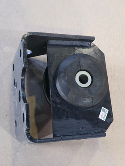 Опора двигателя МАЗ правая (ЯМЗ-650) оао маз