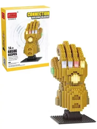 Конструктор мини блоки Золотая Перчатка таноса 933 детали