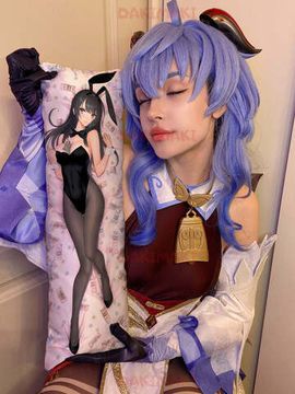 Мини дакимакура Май Сакурадзима из Этот глупый свин не понимает мечту девочки-зайки арт. M0749, 60х20 см