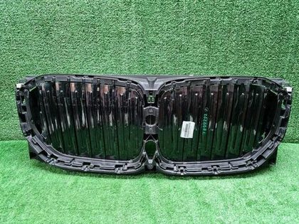 Решетка радиатора BMW X5 G05 (2023-н.в.)
