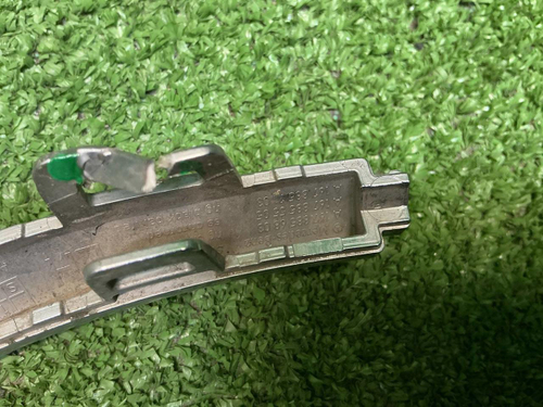 Молдинг перед. бампера Mercedes GLE V167 18-24 AMG