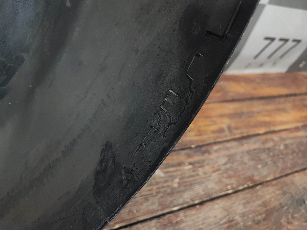 Кожух запасного колеса Toyota RAV4 III (XA30) 05-16 Б/У Оригинал 6477142U11