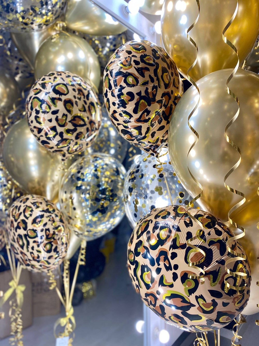 Воздушные гелиевые шарики с доставкой по Хабаровску леопард хром золото №4465