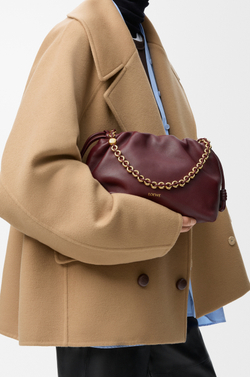 Loewe Сумка Flamenco среднего размера из мягкой кожи ягненка наппа, бургунди