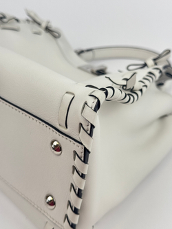 Сумка Fendi Peekaboo Medium Fiocco Bianca