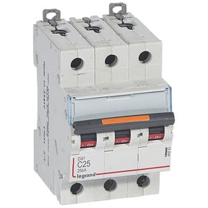 Выключатель автоматический  409783  DX3. 25A. C. 3P. 25kA  Legrand